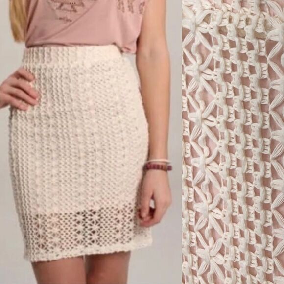 Free People Dresses & Skirts - Free‎ People Pencil Skirt Womens 6 Cream Floral Crochet